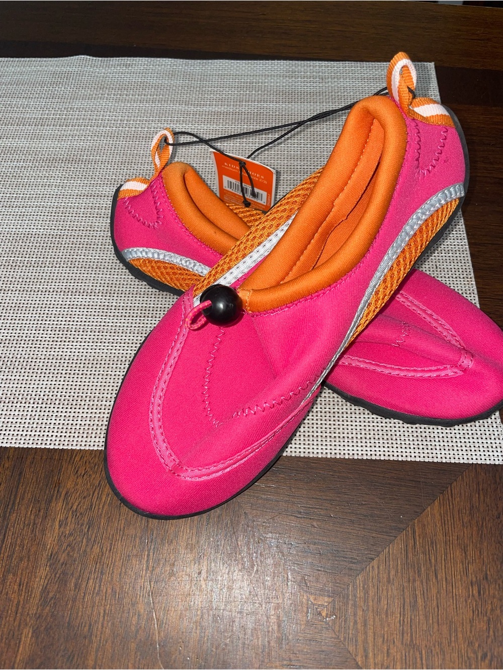 Kids Water Shoes Size 2/3 Pink Orange Slip On Beach Pool Shoes NWT